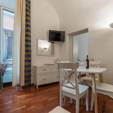 Cs Piazza Venezia Lägenhet *